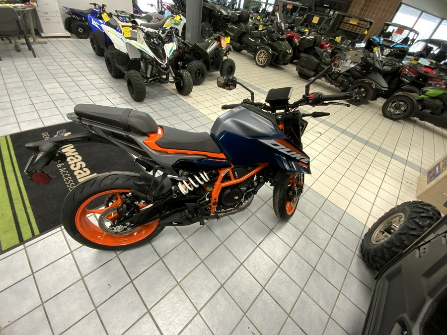 2024 KTM Duke 390