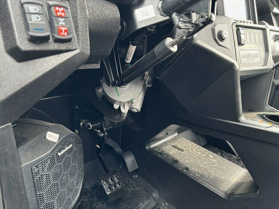 2025 Polaris GENERAL XP 4 1000 Ultimate