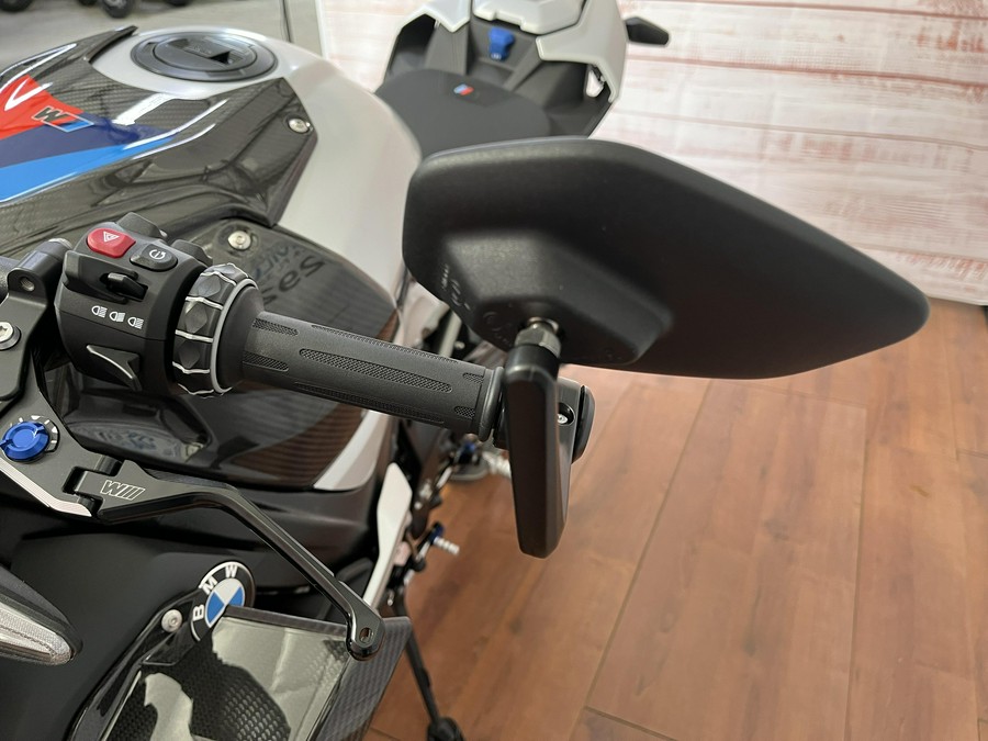 2026 BMW M 1000 R