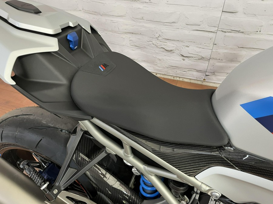 2026 BMW M 1000 R