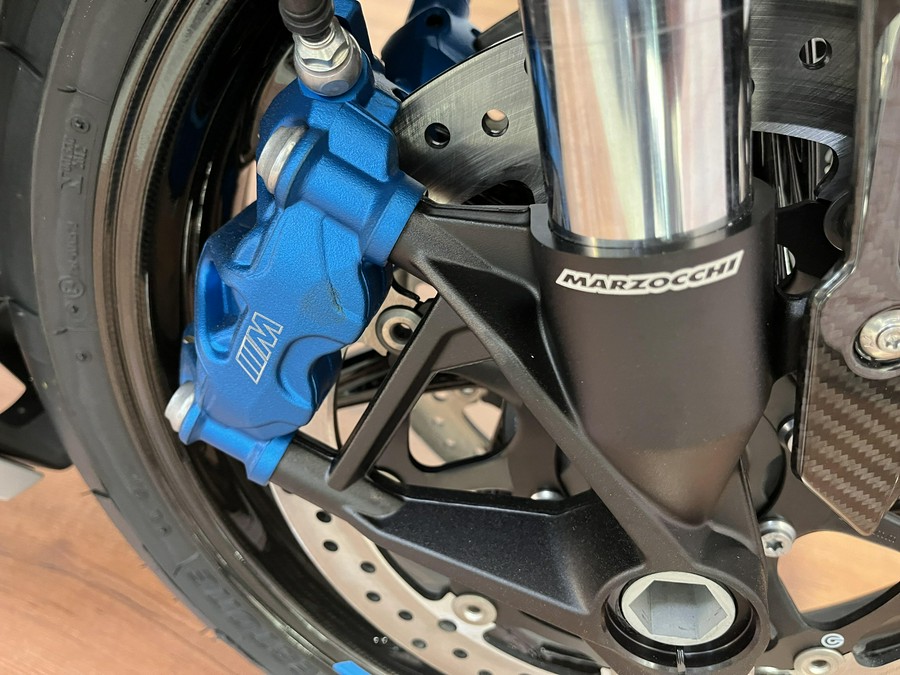 2026 BMW M 1000 R