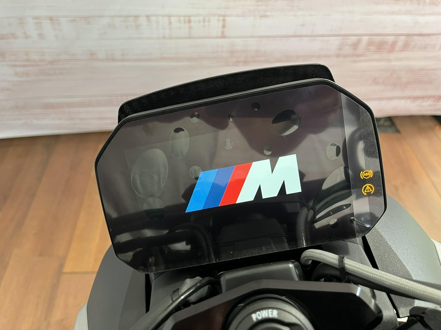 2026 BMW M 1000 R