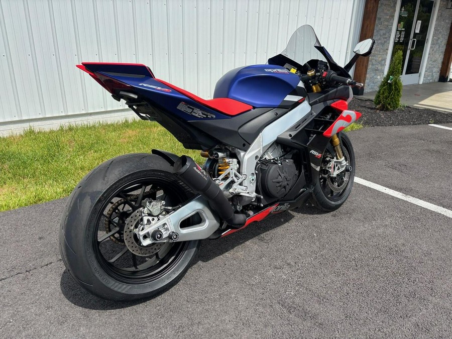 2021 APRILIA RSV4