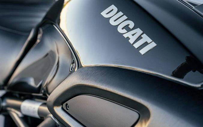 2011 Ducati Diavel