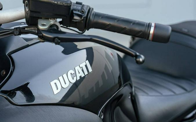 2011 Ducati Diavel