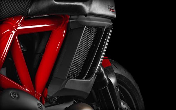 2015 Ducati Diavel Carbon