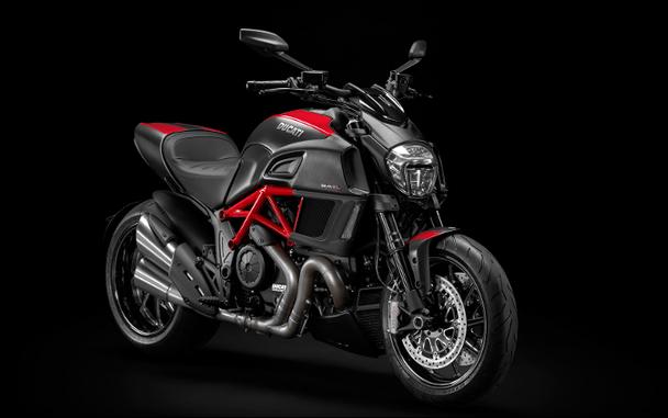 2015 Ducati Diavel Carbon