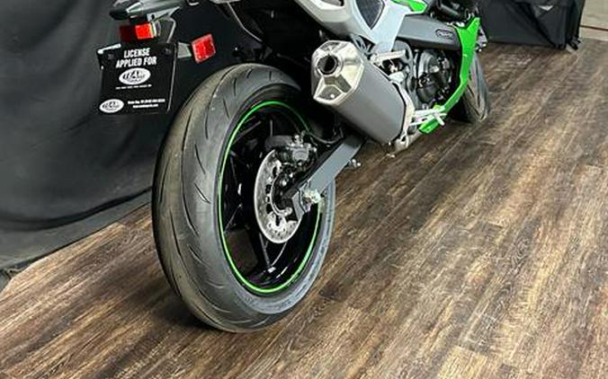 2024 Kawasaki Z7 Hybrid ABS