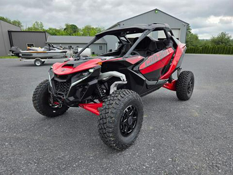 2024 Can-Am Maverick R X