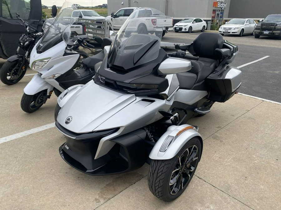 2024 Can-Am® Spyder RT Limited Platine Wheels