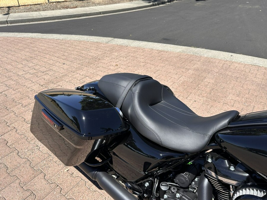 FLHRXS 2025 Road King™ Special