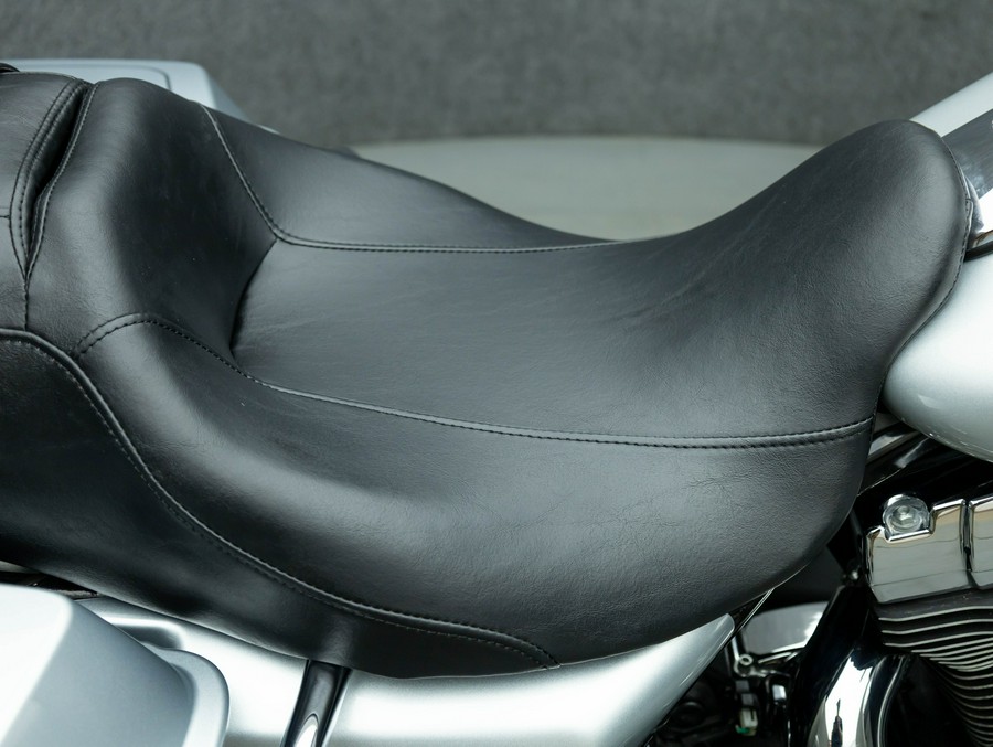 2010 HARLEY DAVIDSON FLHTC ELECTRA GLIDE CLASSIC