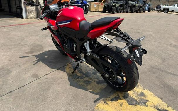 2026 Honda CBR650R E-Clutch