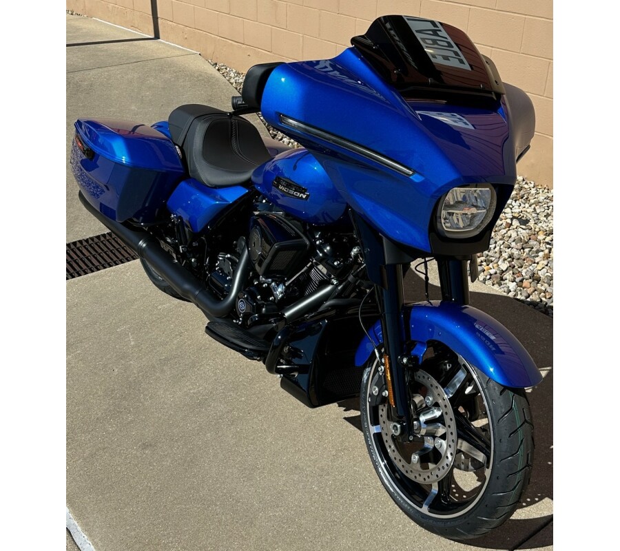 2024 Harley-Davidson Street Glide® Blue Burst