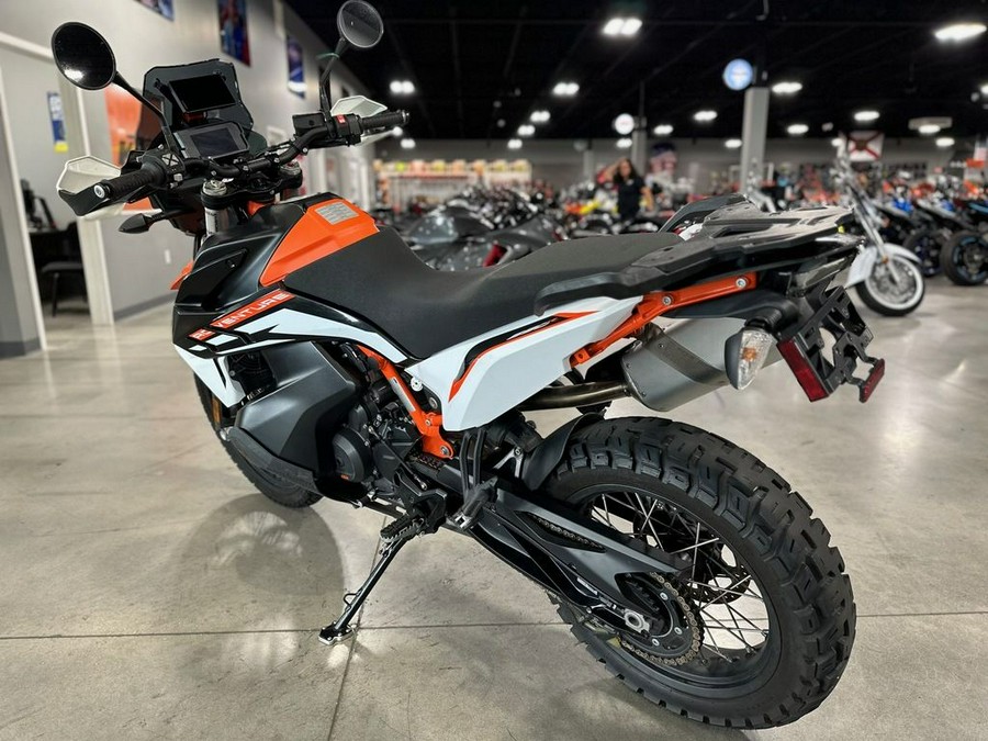 2022 KTM 890 Adventure R