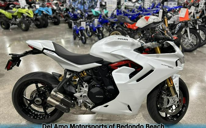 2022 Ducati SUPERSPORT 950 S