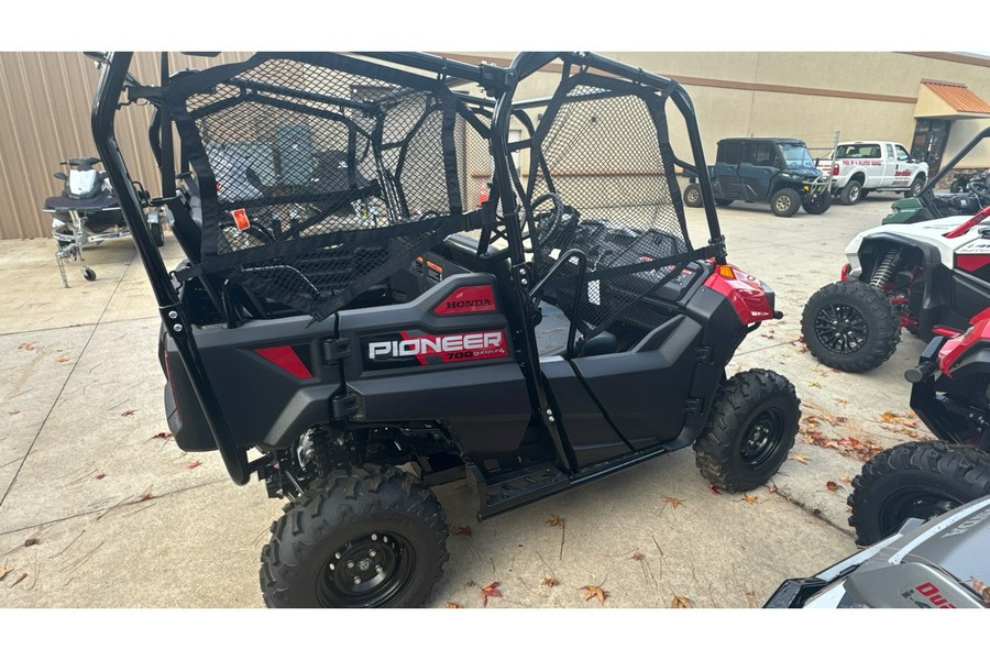 2025 Honda PIONEER 700-4 DELUXE