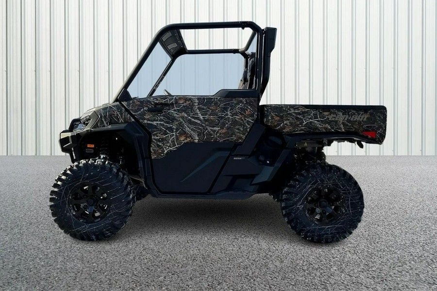 2026 Can-Am SSV DEF XMR 65 HD11 CA 26 X mr with Half Doors HD11