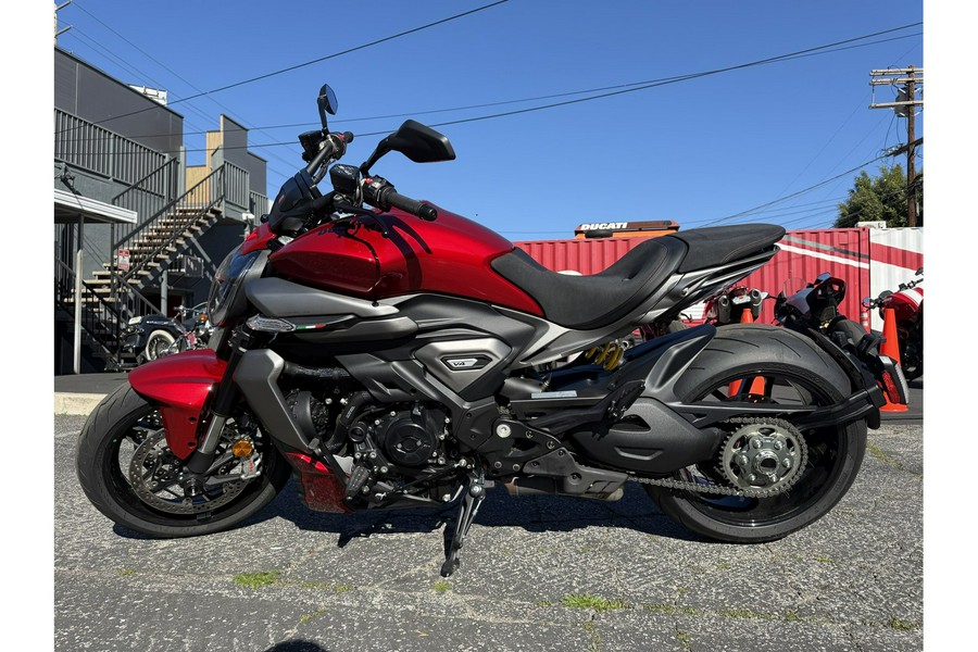 2026 Ducati XDiavel V4