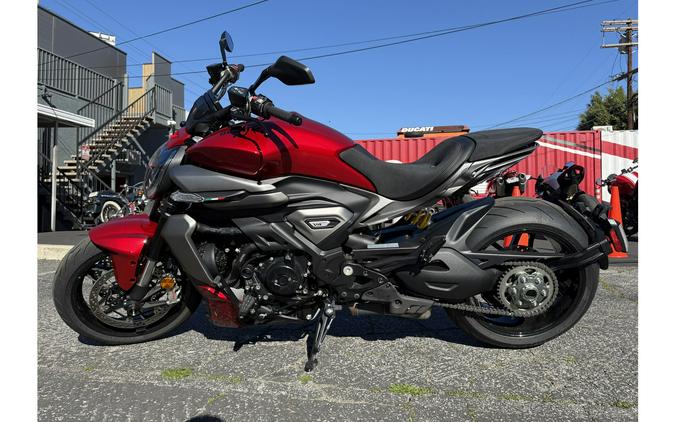 2026 Ducati XDiavel V4