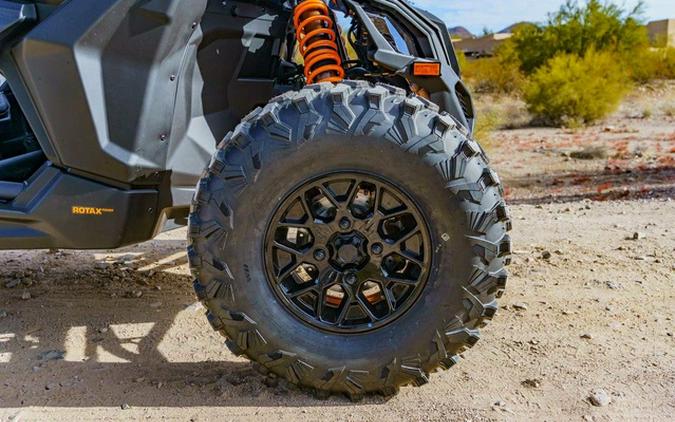 2026 Can-Am Maverick X3 DS Turbo RR Scandi Blue & Orange Crush
