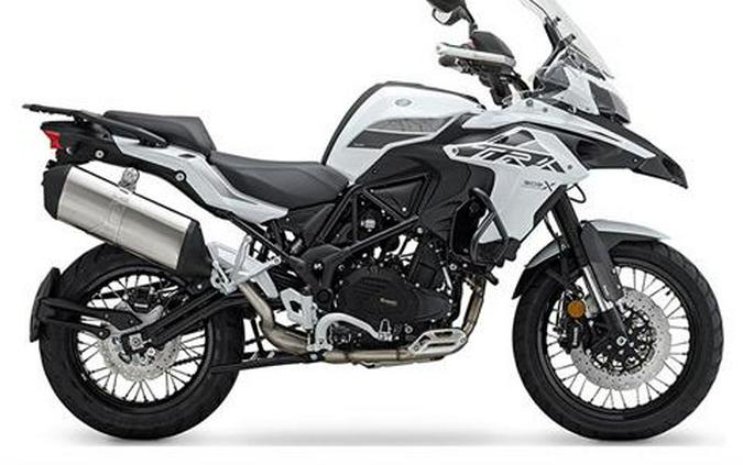 2021 Benelli TRK502X Review (14 Fast Facts for Adventure Touring)