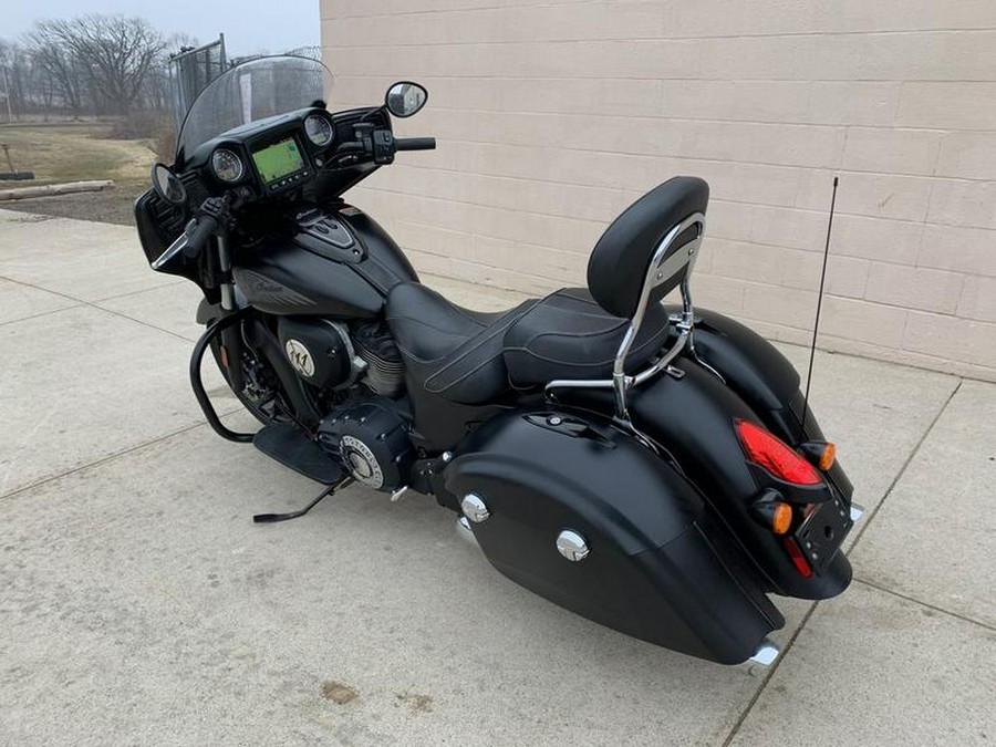 2018 Indian Motorcycle® Chieftain® Dark Horse® ABS Thunder Black Smoke