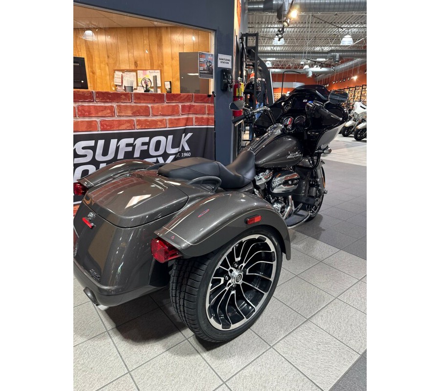 FLTRT 2023 Road Glide 3 - GRAY HAZE IN STOCK! ------BLACK/CHROME & BLACK/BLACK INBOUND!