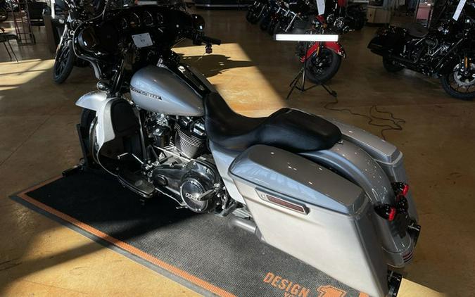 2019 Harley-Davidson FLHXS - Street Glide Special