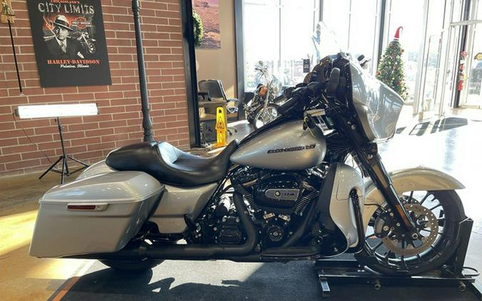 2019 Harley-Davidson FLHXS - Street Glide Special