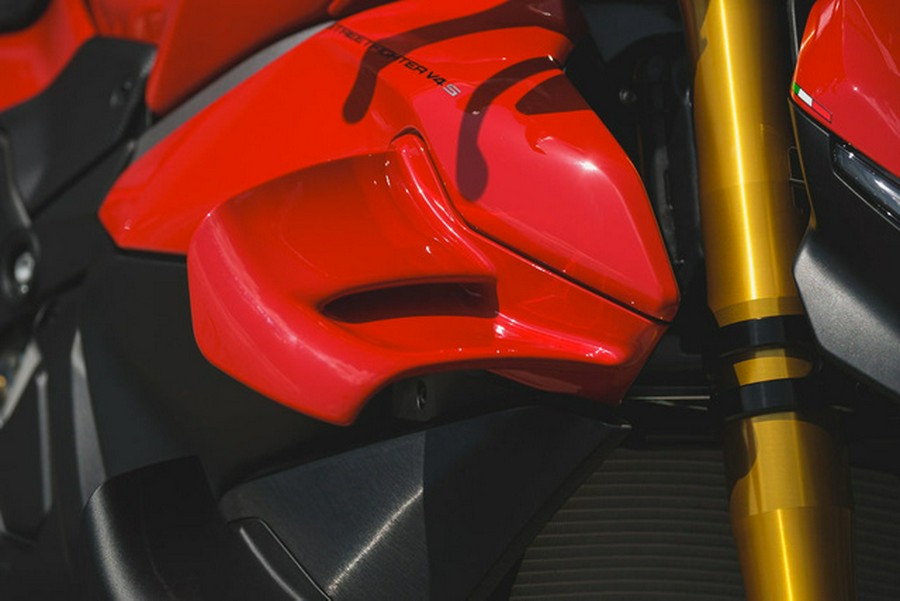 2025 Ducati Streetfighter V4 S Ducati Red