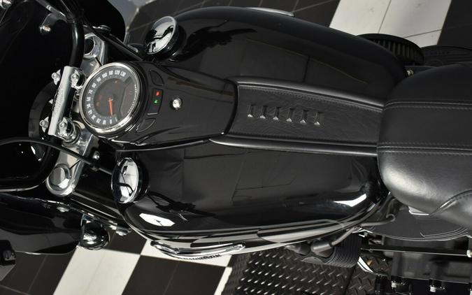 2018 Harley-Davidson Heritage Classic 114