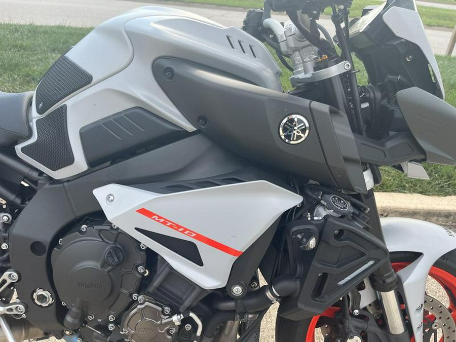 2019 Yamaha 10