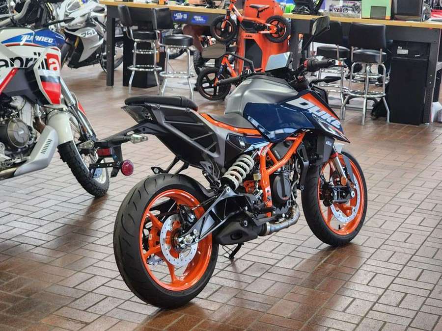 New 2024 KTM 390 DUKE