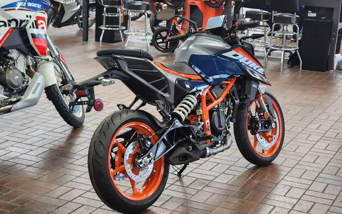 New 2024 KTM 390 DUKE