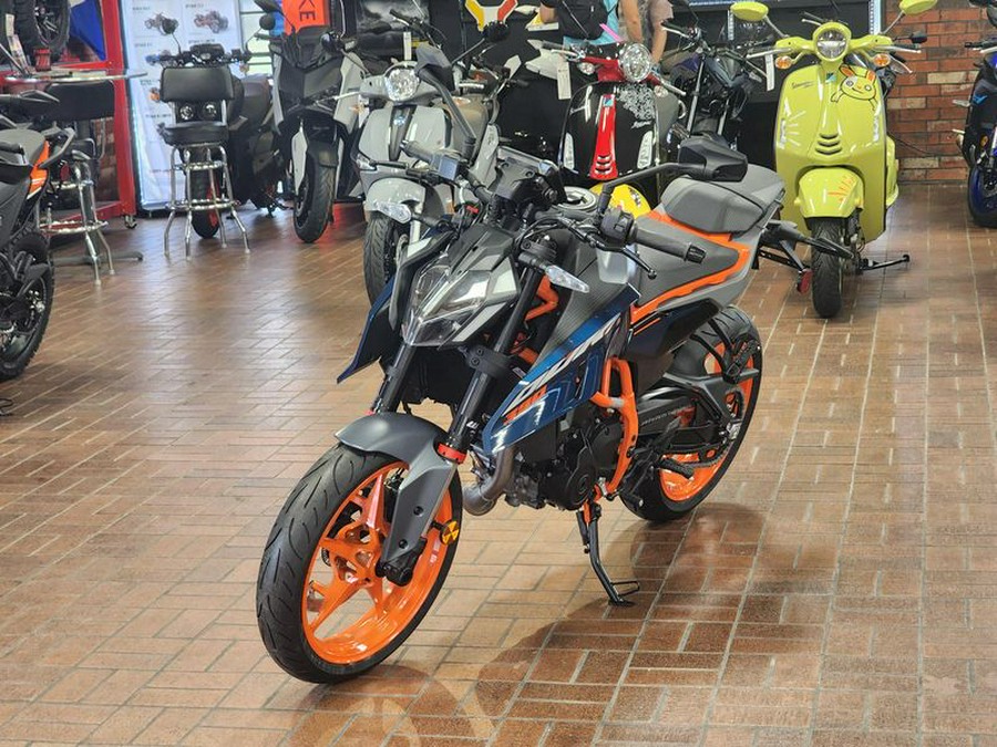 New 2024 KTM 390 DUKE