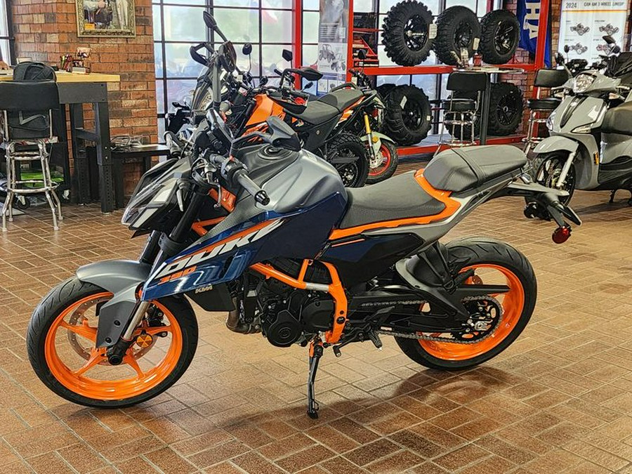 New 2024 KTM 390 DUKE