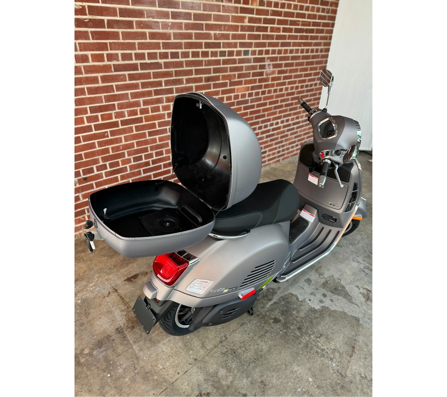 2025 Vespa GTS 310 SuperTech