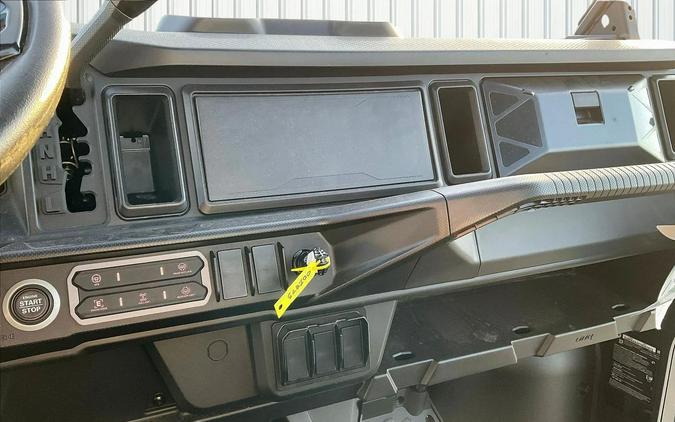 2026 Can-Am SSV DEF XT 65 HD11 CA 26 XT HD11