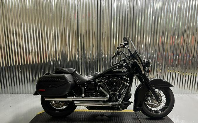 2018 Harley-Davidson FLHC - Softail Heritage Classic FLHC