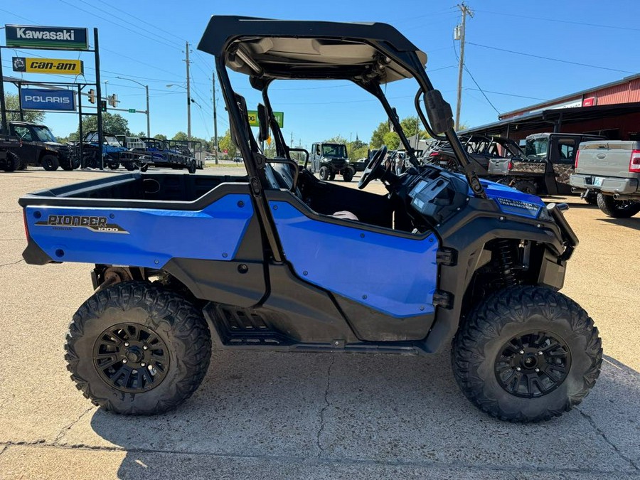 2021 Honda Pioneer 1000 Deluxe