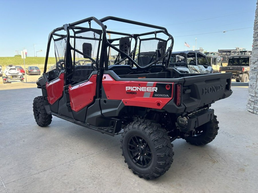2025 Honda® Pioneer 1000-6 Deluxe Crew