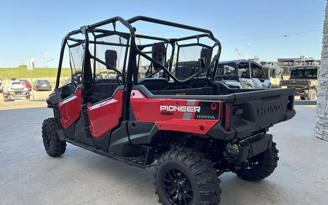 2025 Honda® Pioneer 1000-6 Deluxe Crew