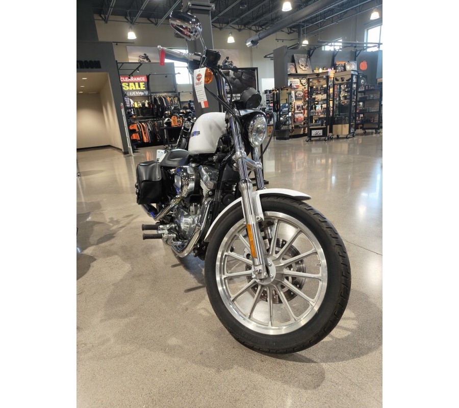 2006 Harley-Davidson® Sportster® 883 Low Glacier White Pearl