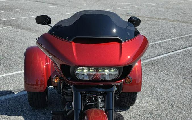 2025 Harley-Davidson® Road Glide® 3 WHSKEY FIRSTORM/BLK TRIM