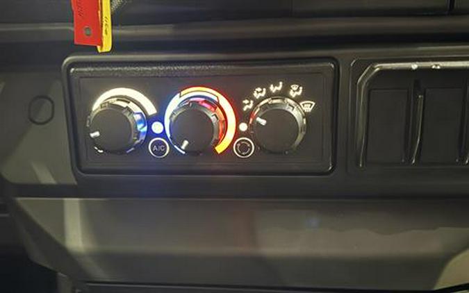 2026 Can-Am Defender MAX Lone Star CAB HD11