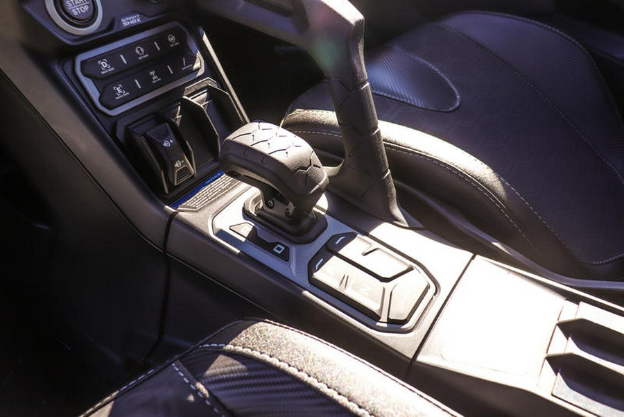 2026 Can-Am® Maverick R MAX X rc With Smart-Shox