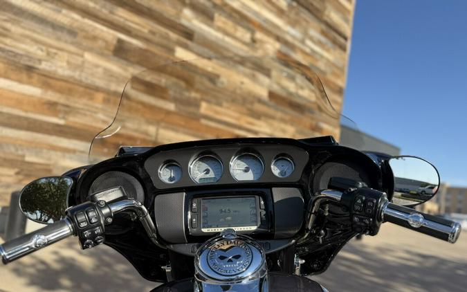 2015 Harley-Davidson® Street Glide® Special Charcoal Pearl