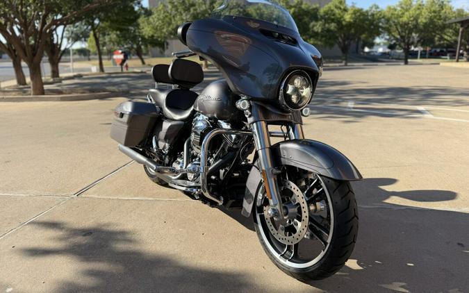 2015 Harley-Davidson® Street Glide® Special Charcoal Pearl