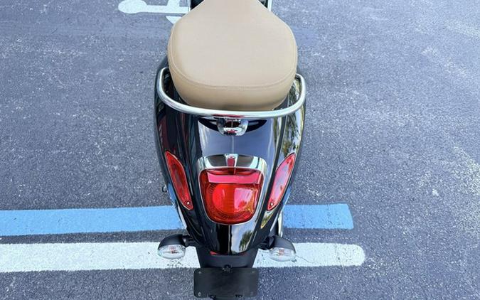 2023 Vespa Primavera 50